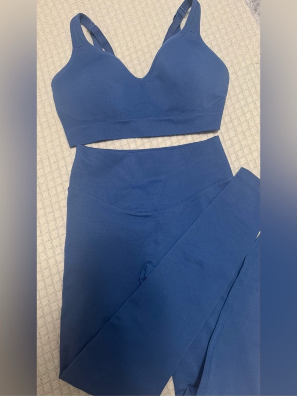 PARAGON Deep Blue Seamless Active Set